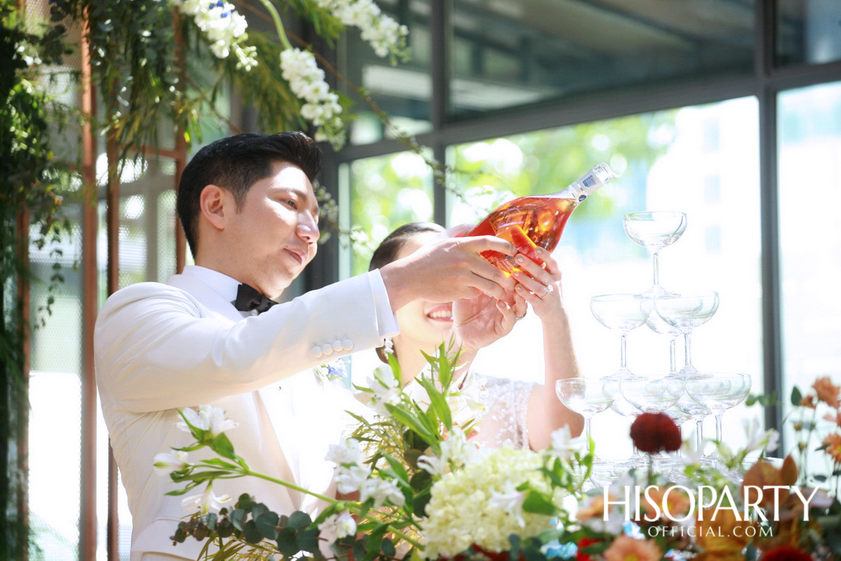 งานเลี้ยงฉลองพิธีมงคลสมรสระหว่าง  กรกนก ยงสกุล และ คณิศร เปรมประเสริฐ 