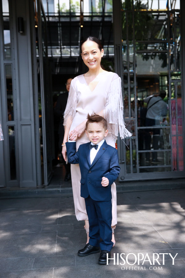 งานเลี้ยงฉลองพิธีมงคลสมรสระหว่าง  กรกนก ยงสกุล และ คณิศร เปรมประเสริฐ 