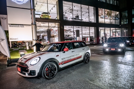 MINI Valentine’s Night Test Drive 