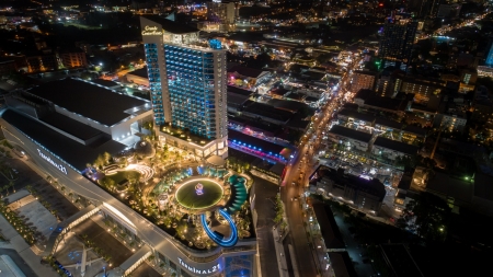 Grande Centre Point Pattaya : 'A Journal of Discovery'