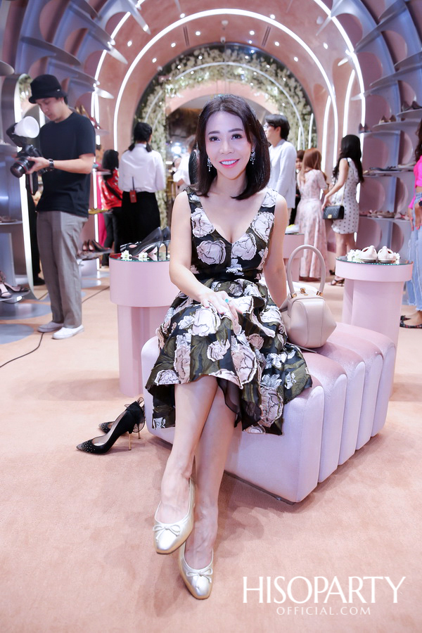 O&B ‘Blooming Postal’