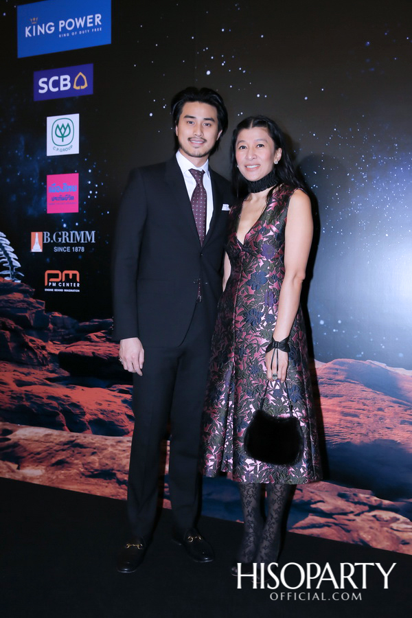 แฟชั่นโชว์คอลเลกชั่นทรงออกแบบ Spring/Summer 2019 แบรนด์ SIRIVANNAVARI และ S’HOMME ในพระเจ้าหลานเธอ พระองค์เจ้าสิริวัณณวรีนารีรัตน์ 