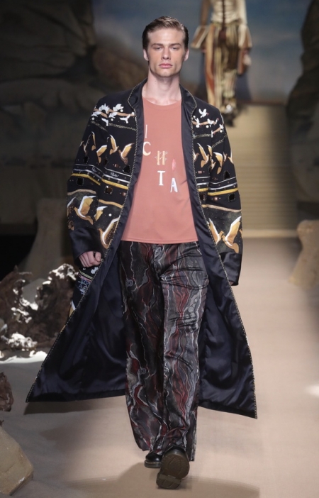 BIFW 2019: The Golden Hour / PICHITA