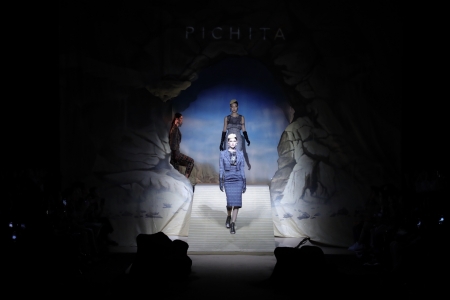 BIFW 2019: The Golden Hour / PICHITA