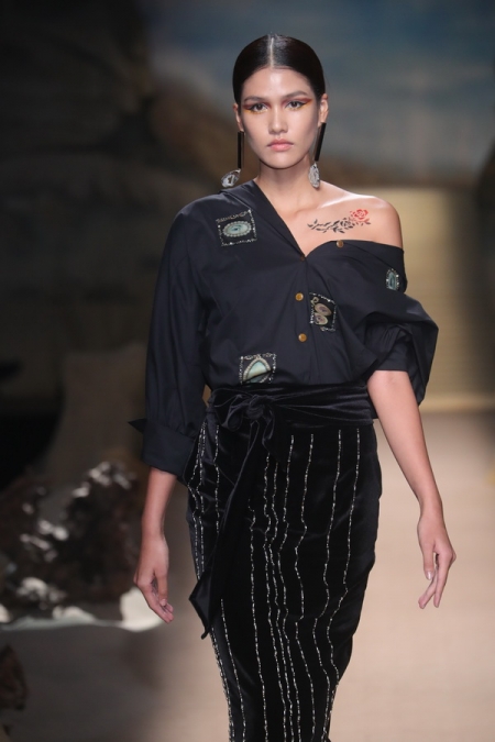 BIFW 2019: The Golden Hour / PICHITA