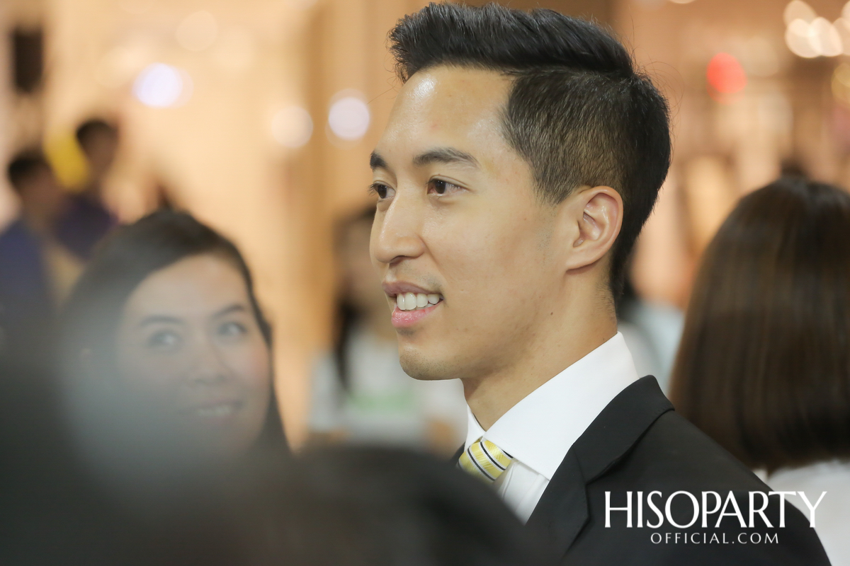 iRobot The All New Roomba – Change the Way You Clean Forever