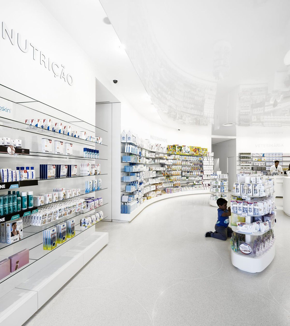 Smooth-E จัดงานแถลงข่าวปิดดีลซื้อเครือข่ายกิจการร้านขายยา P&F ประกาศทุ่มงบผุด 120 สาขา สแตนอะโลน เจาะทุกจังหวัด ทุกอำเภอ