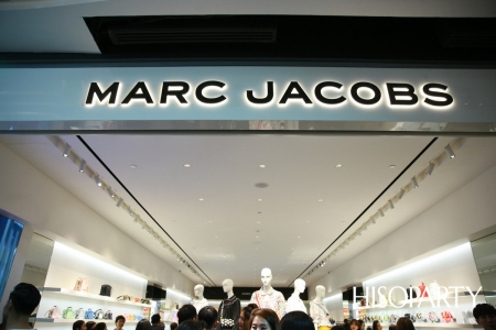 ‘MARC JACOBS’ เปิดตัวแฟล็กชิปสโตร์คอนเซ็ปต์ใหม่ที่ผสาน Bookmarc  รวมไว้กับบูติกเป็นครั้งแรกของโลก