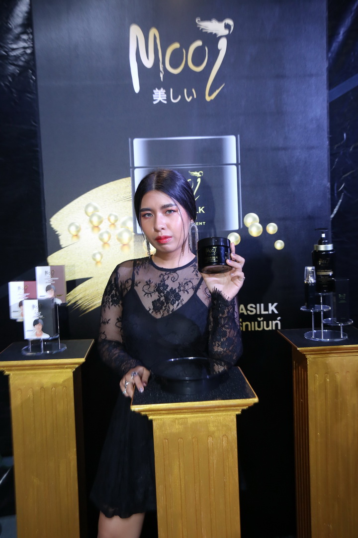 ‘The Magic of Kerasilk by MOOI’