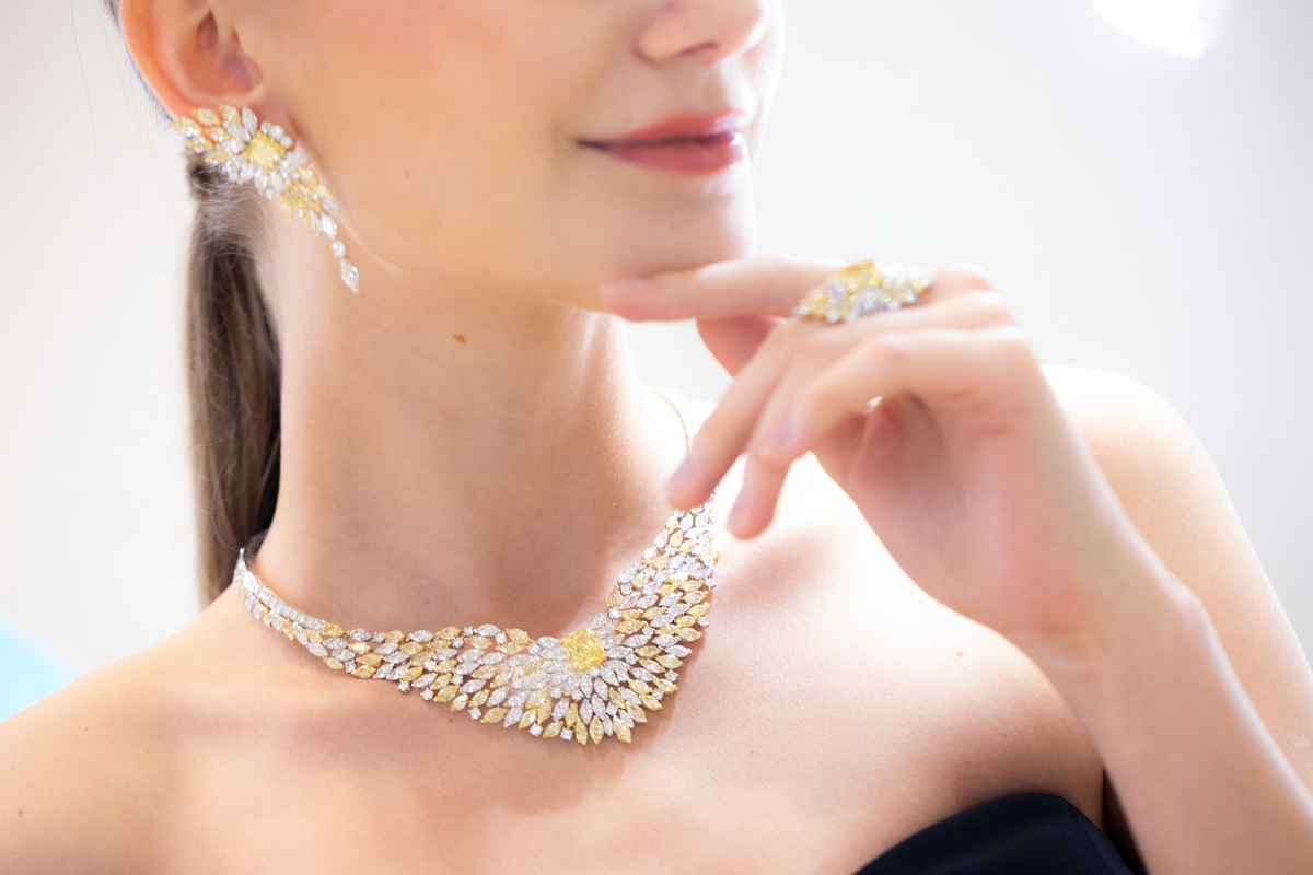 ‘เพียเจต์’ จัดเอ็กซ์คลูซีฟโชว์เคส เปิดตัวคอลเลกชั่นไฮจิวเวลรี่ ‘GOLDEN OASIS’ ครั้งแรกในภูมิภาคเอเชียแปซิฟิก