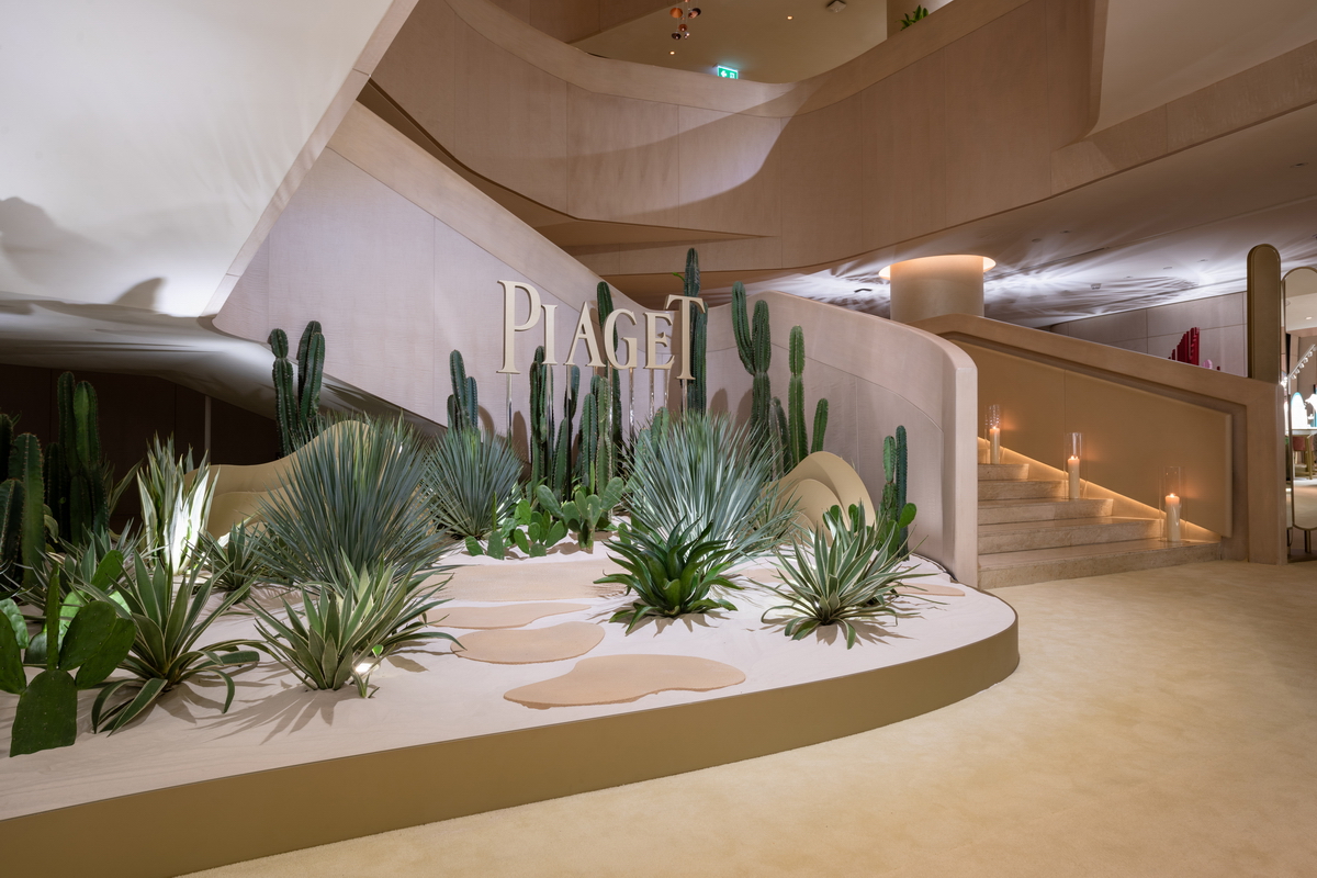 ‘เพียเจต์’ จัดเอ็กซ์คลูซีฟโชว์เคส เปิดตัวคอลเลกชั่นไฮจิวเวลรี่ ‘GOLDEN OASIS’ ครั้งแรกในภูมิภาคเอเชียแปซิฟิก