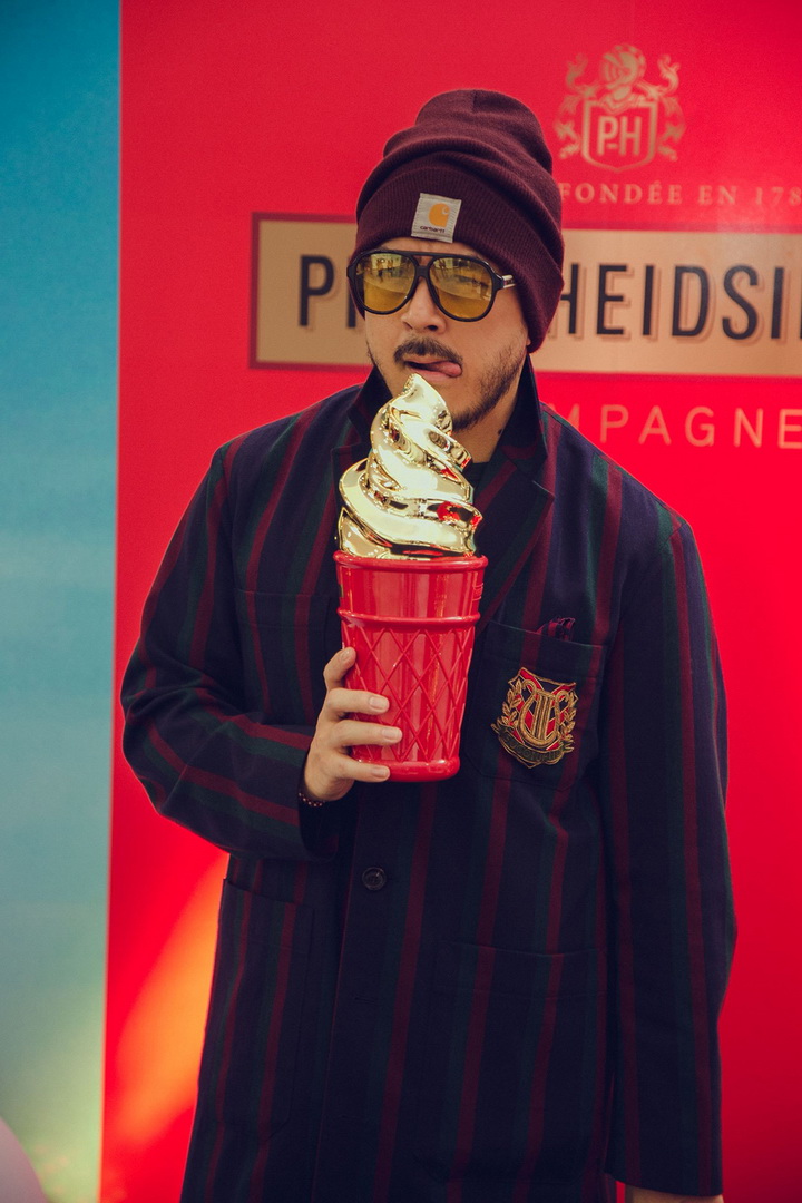 ‘Piper-Heidsieck’ เปิดตัว ’KEEP-IT-COLD’ GIFT BOX LIMITED EDITION 2019 พร้อมรังสรรค์ ‘Golden Champagne SoftKreme’ ในงาน #LickMyChampagne