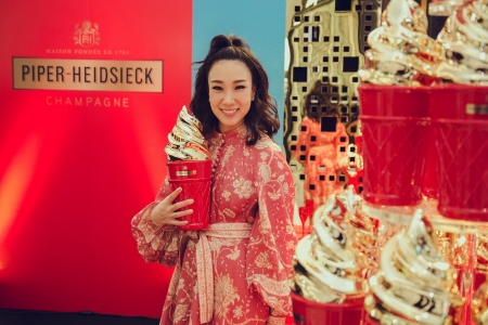 ‘Piper-Heidsieck’ เปิดตัว ’KEEP-IT-COLD’ GIFT BOX LIMITED EDITION 2019 พร้อมรังสรรค์ ‘Golden Champagne SoftKreme’ ในงาน #LickMyChampagne