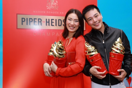 ‘Piper-Heidsieck’ เปิดตัว ’KEEP-IT-COLD’ GIFT BOX LIMITED EDITION 2019 พร้อมรังสรรค์ ‘Golden Champagne SoftKreme’ ในงาน #LickMyChampagne