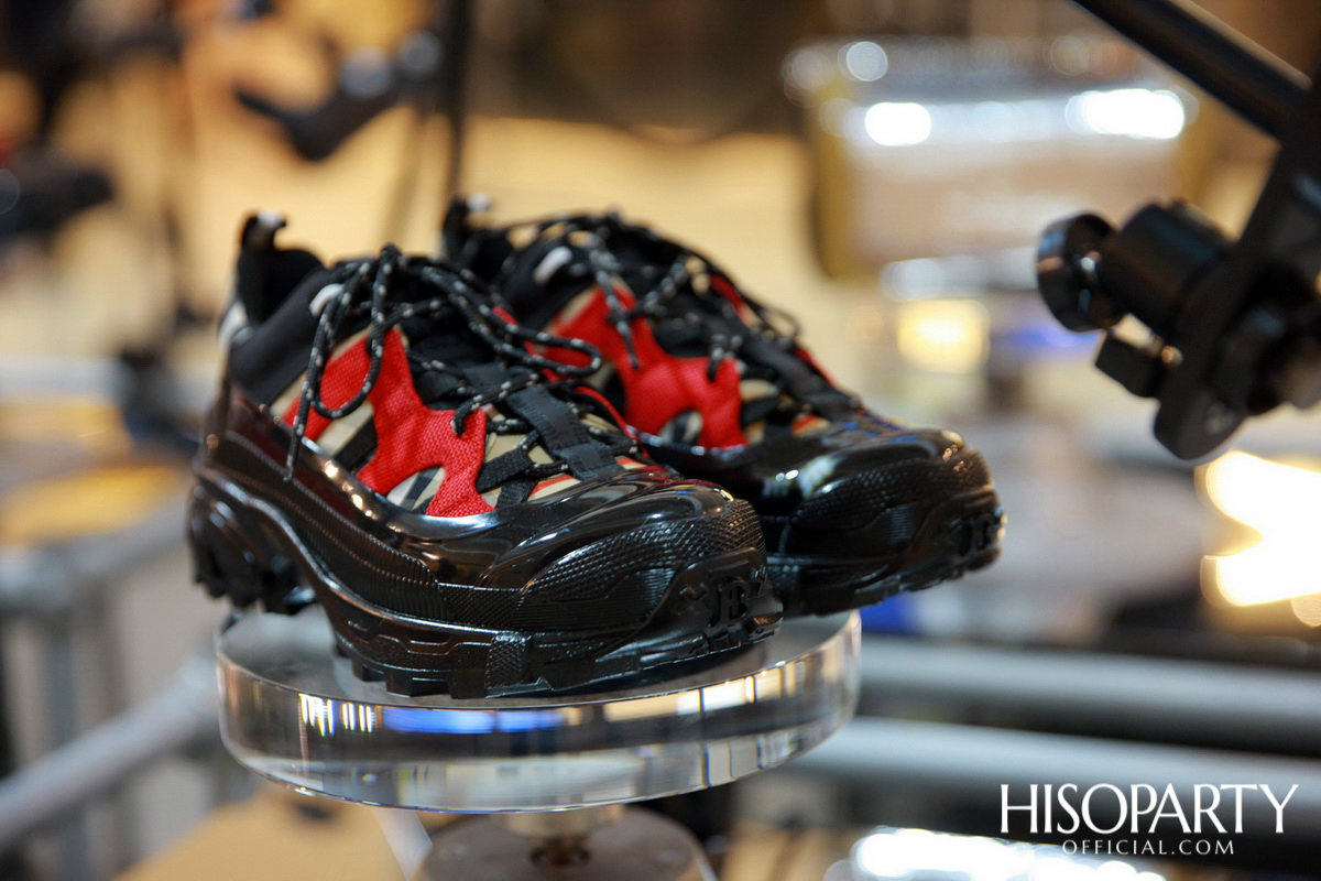 BURBERRY จัดงานปาร์ตี้สุดเอ็กซ์คลูซีฟเฉลิมฉลอง เปิดตัว บูติก สโตร์แห่งใหม่ ณ ศูนย์การค้าเซ็นทรัล เอ็มบาสซี