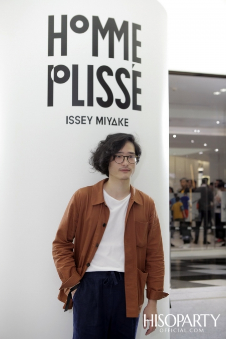 ครั้งแรกในประเทศไทยกับงานเปิดตัวอย่างเป็นทางการของ ‘HOMME PLISSÉ ISSEY MIYAKE’ แบรนด์ยอดฮิตสำหรับผู้ชายยุคนี้ 