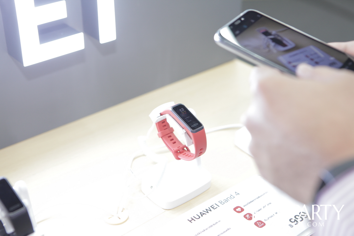 หัวเว่ย เปิดตัวกองทัพแกดเจ็ตสุดล้ำอัดแน่นด้วยนวัตกรรมตอบโจทย์ชีวิตแอคทีฟได้อย่างครบครัน