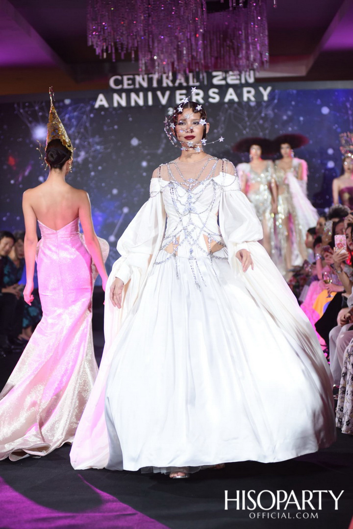 งานฉลองครบ 6 รอบ 72 ปี ‘Central Anniversary 2019’  เนรมิตสวนสวรรค์แห่งพฤกษา ตระการตาหมู่มวลดอกไม้สีเหลืองหาชมยาก