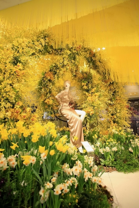 งานฉลองครบ 6 รอบ 72 ปี ‘Central Anniversary 2019’  เนรมิตสวนสวรรค์แห่งพฤกษา ตระการตาหมู่มวลดอกไม้สีเหลืองหาชมยาก