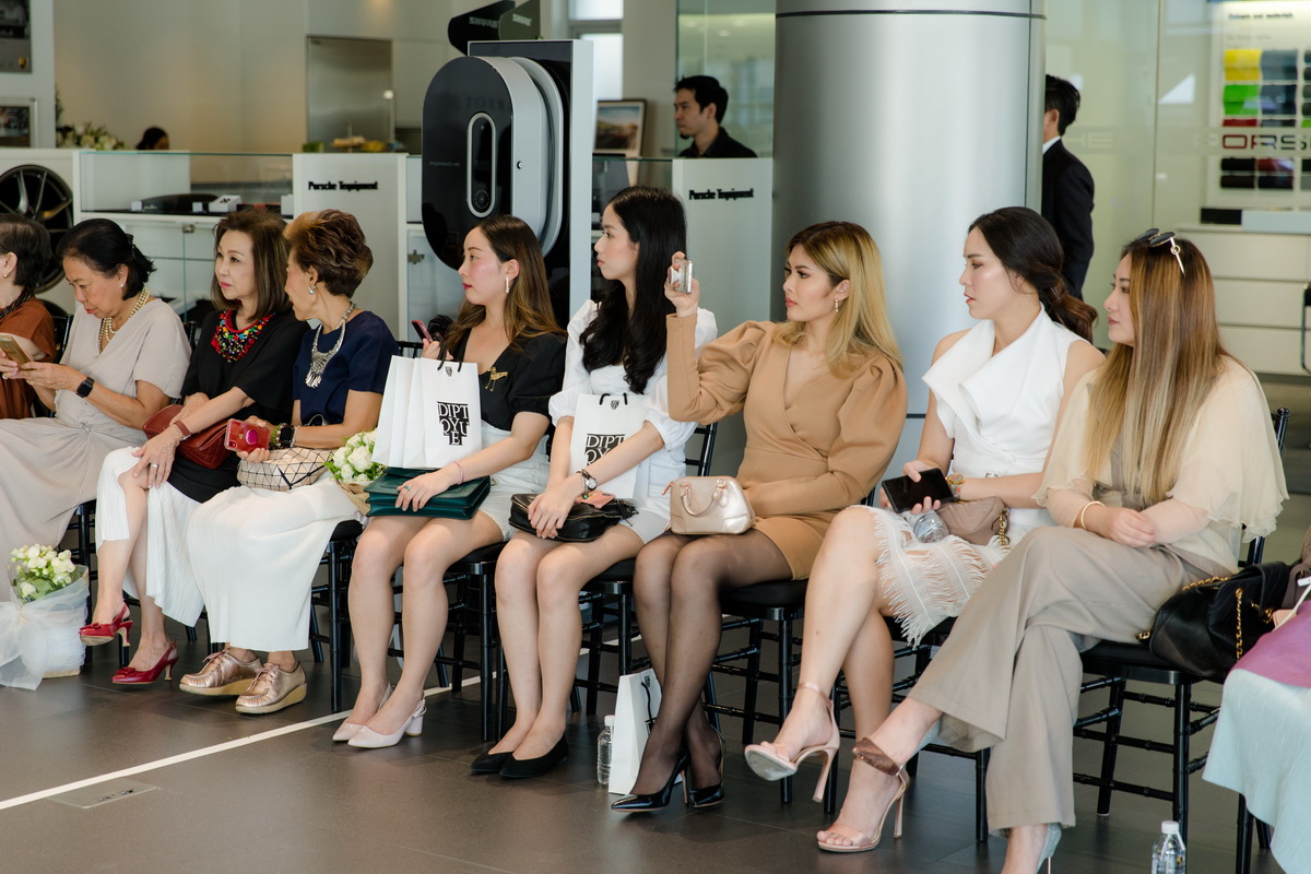 The Parrot Fall/Winter 2019