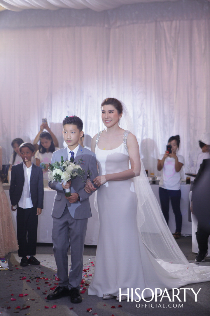 งานเลี้ยงฉลองมงคลสมรสระหว่าง วรินภร จันทรโรจน์วานิช และ ณัฐพล เดชวิทักษ์