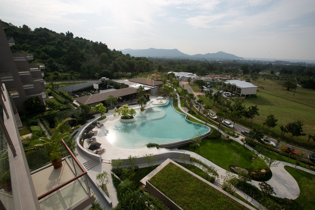 Sunplay Asia X Mercedes Benz  Grand Opening ‘Sunplay Club Bangsaray’