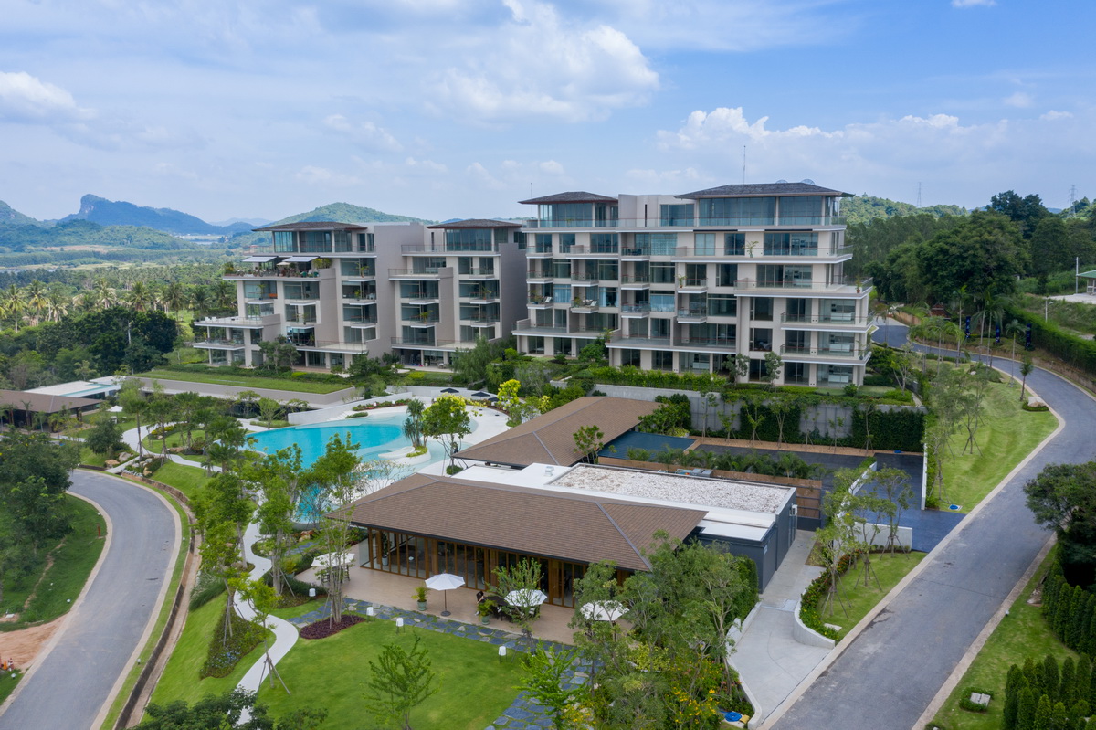 Sunplay Asia X Mercedes Benz  Grand Opening ‘Sunplay Club Bangsaray’