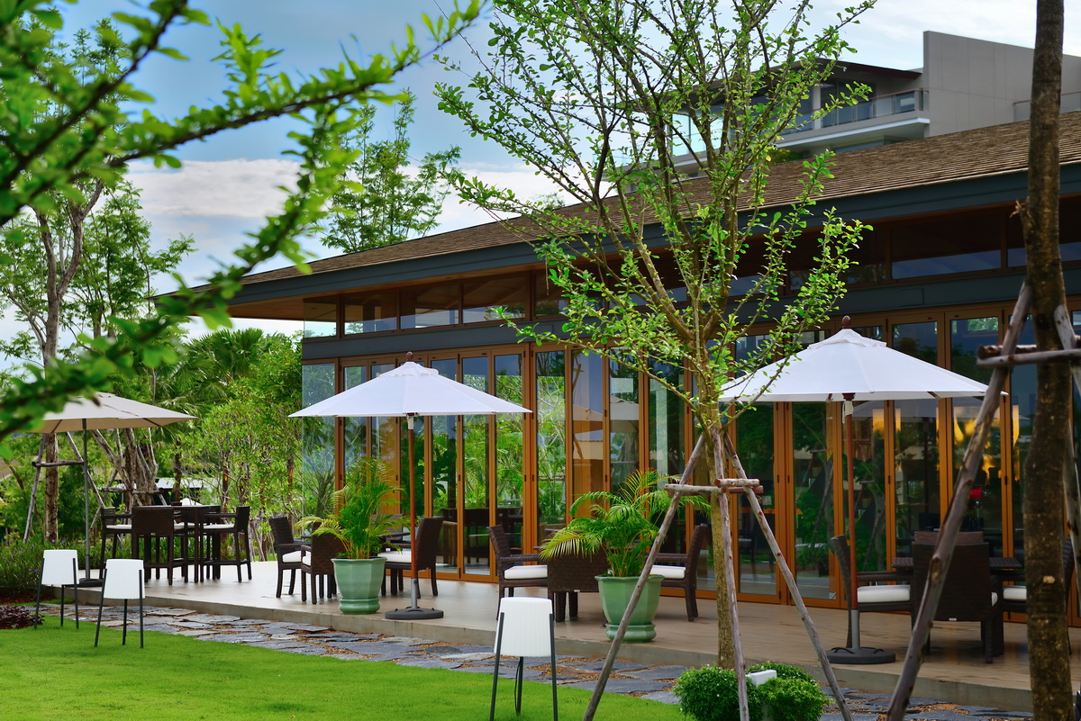 Sunplay Asia X Mercedes Benz  Grand Opening ‘Sunplay Club Bangsaray’