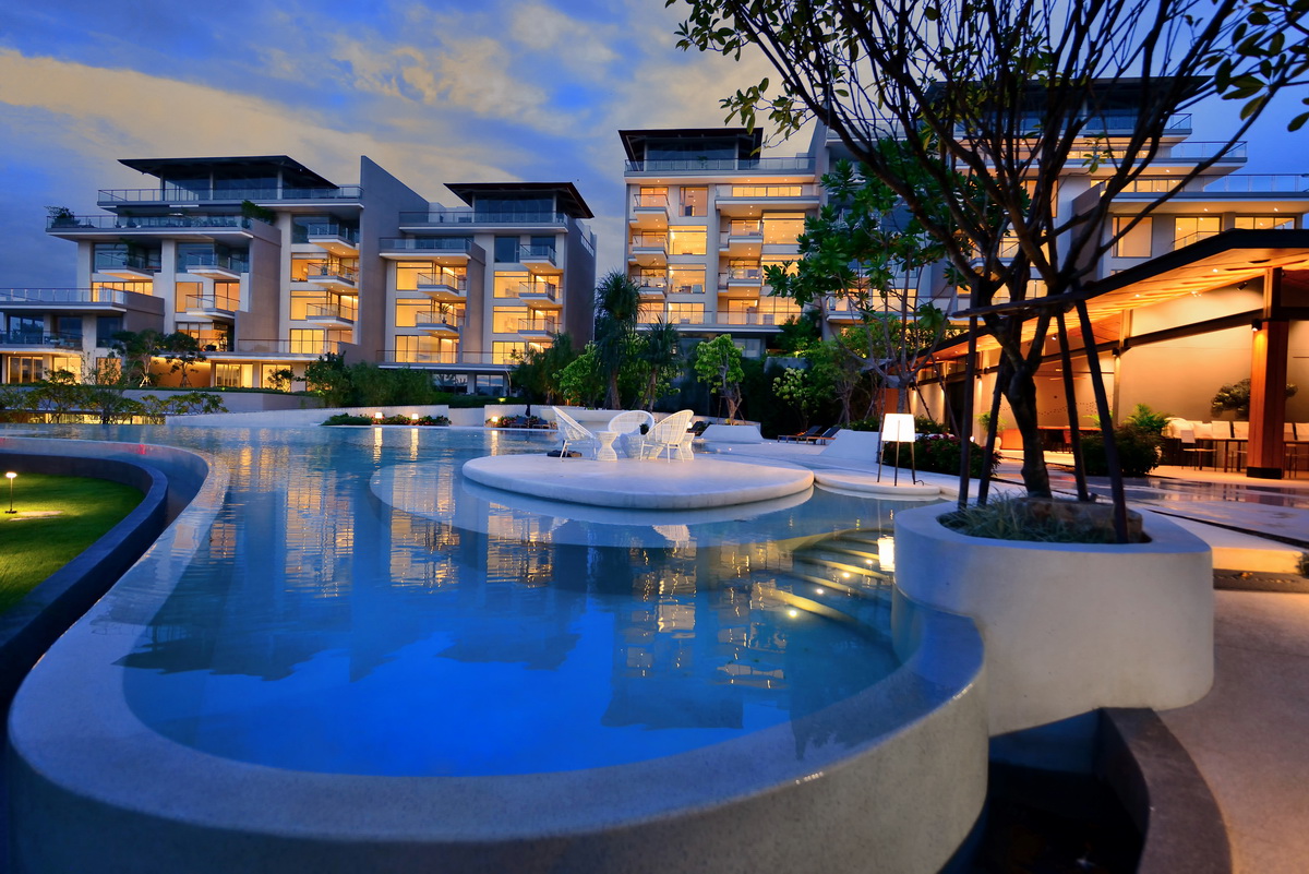 Sunplay Asia X Mercedes Benz  Grand Opening ‘Sunplay Club Bangsaray’