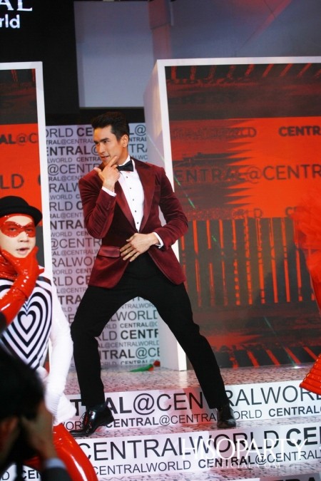 งานฉลองเปิดตัวห้าง ZEN@centralworld ปรับโฉมใหม่เปลี่ยนชื่อเป็น ‘CENTRAL@centralworld’