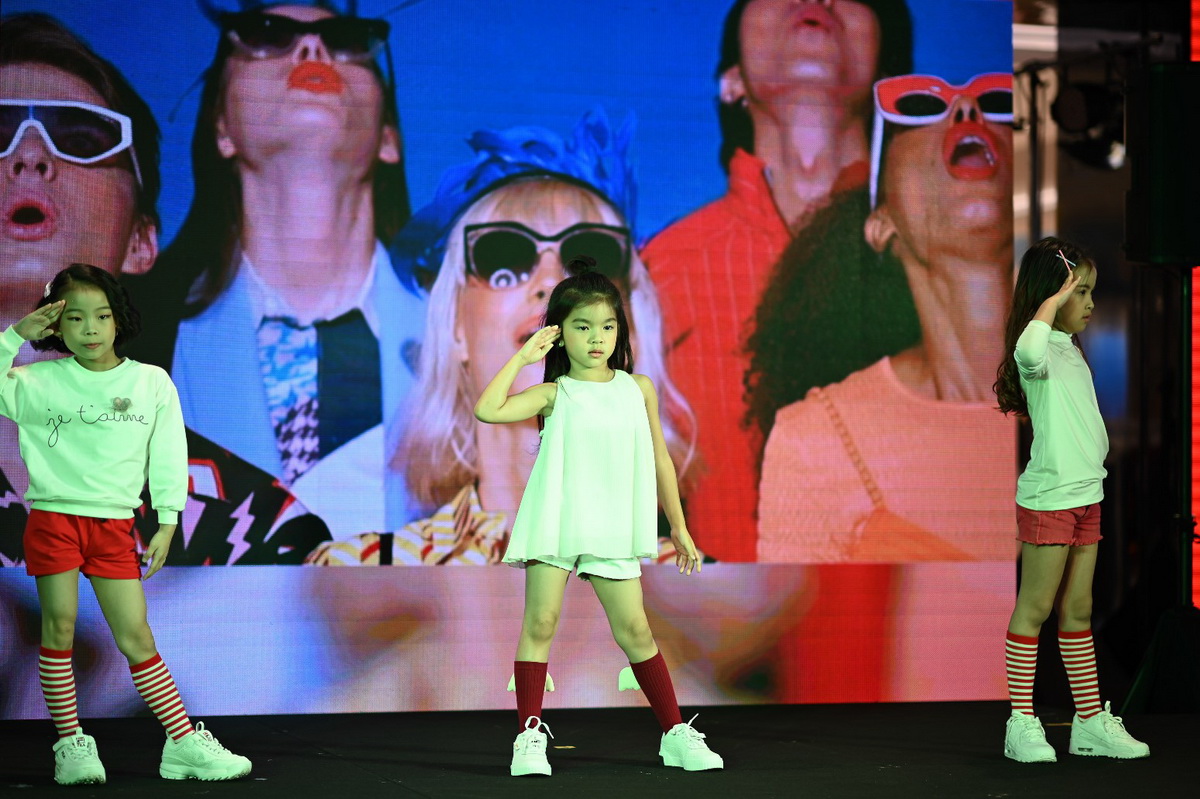 CENTRAL KIDS FASHION SHOW  แฟชั่นโชว์สุดคิวต์จากเหล่าซุปตาร์ตัวน้อย