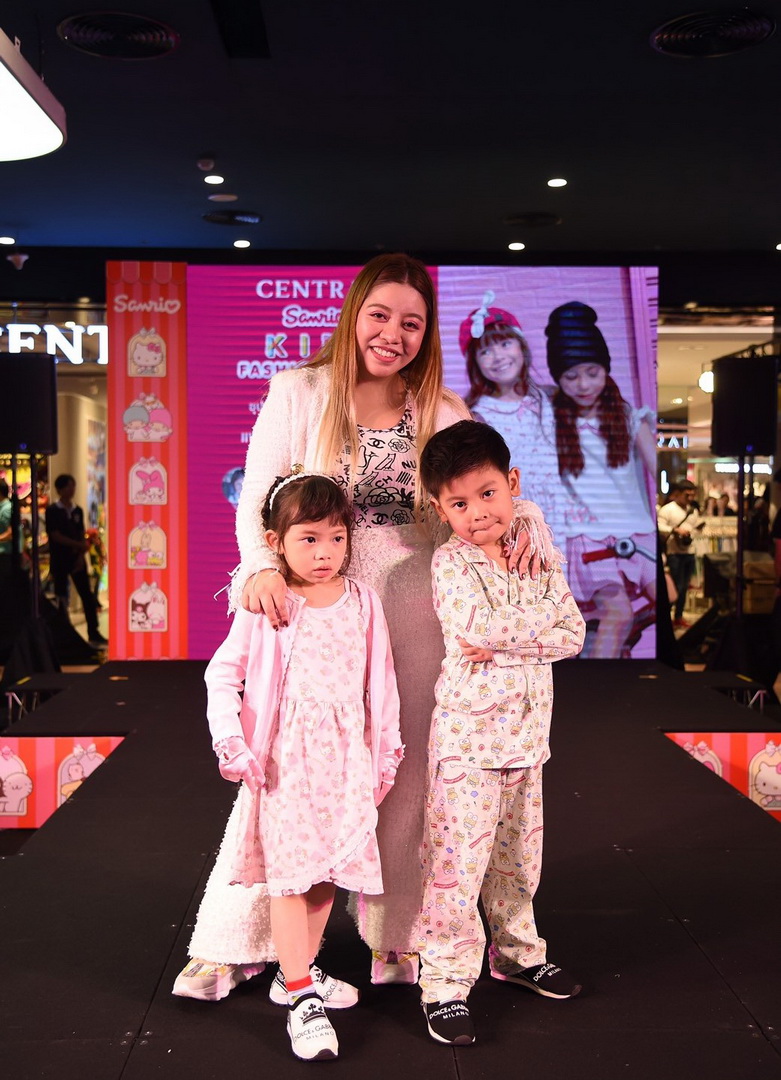 CENTRAL KIDS FASHION SHOW  แฟชั่นโชว์สุดคิวต์จากเหล่าซุปตาร์ตัวน้อย