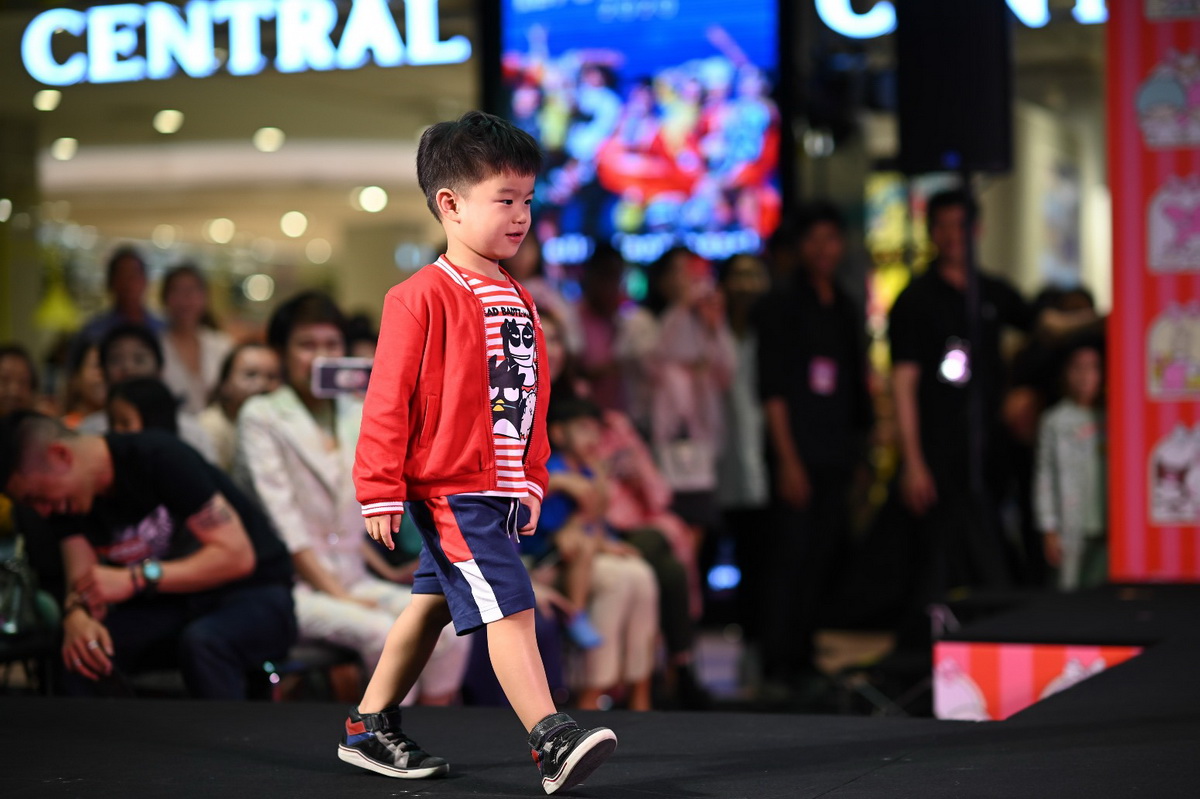 CENTRAL KIDS FASHION SHOW  แฟชั่นโชว์สุดคิวต์จากเหล่าซุปตาร์ตัวน้อย