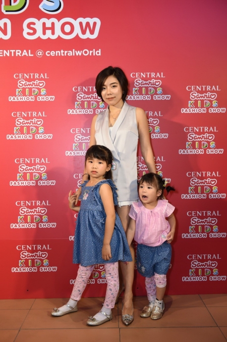 CENTRAL KIDS FASHION SHOW  แฟชั่นโชว์สุดคิวต์จากเหล่าซุปตาร์ตัวน้อย 