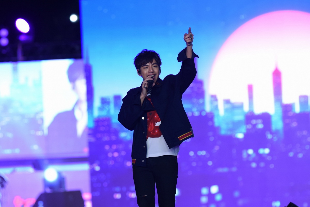 เต็มอิ่มทุกความสุขสนุกสนานในงานฉลองเคาท์ดาวน์ปีใหม่สุดยิ่งใหญ่ตระการตา ‘Amazing Thailand Countdown 2020’ ณ ไอคอนสยาม