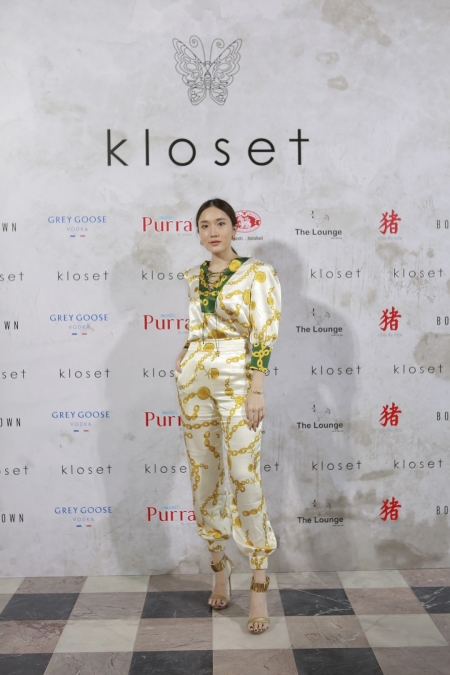 เหล่าคนดังร่วมชมแฟชั่นโชว์อวดโฉม ‘The Hidden Treasure’ คอลเลกชั่นใหม่รับซัมเมอร์จาก ‘KLOSET’ 