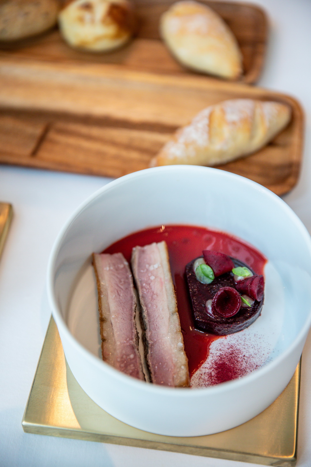 เตรียมพบกับ ‘IGNIV Bangkok by Andreas Caminada’ ร้านอาหารแชร์ริ่งคอนเซ็ปต์ รังสรรค์โดยเชฟระดับโลก