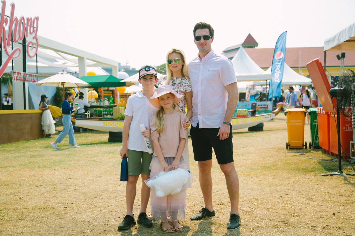 งานการแข่งขันเรือยาวช้างไทย และเทศกาลริมน้ำ เพื่อช่วยเหลือช้างไทย โดยกลุ่มโรงแรมอนันตรา