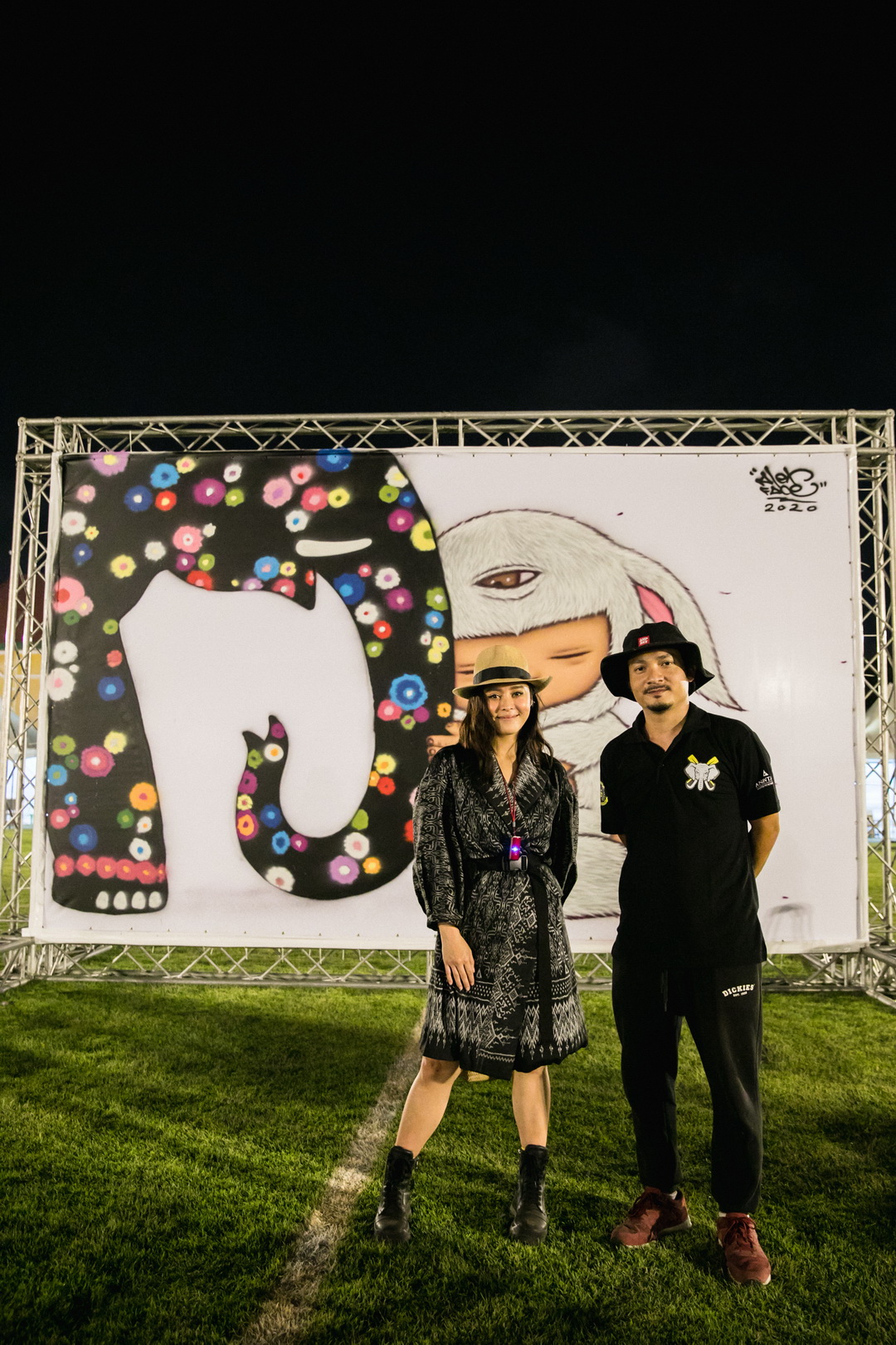 งานการแข่งขันเรือยาวช้างไทย และเทศกาลริมน้ำ เพื่อช่วยเหลือช้างไทย โดยกลุ่มโรงแรมอนันตรา