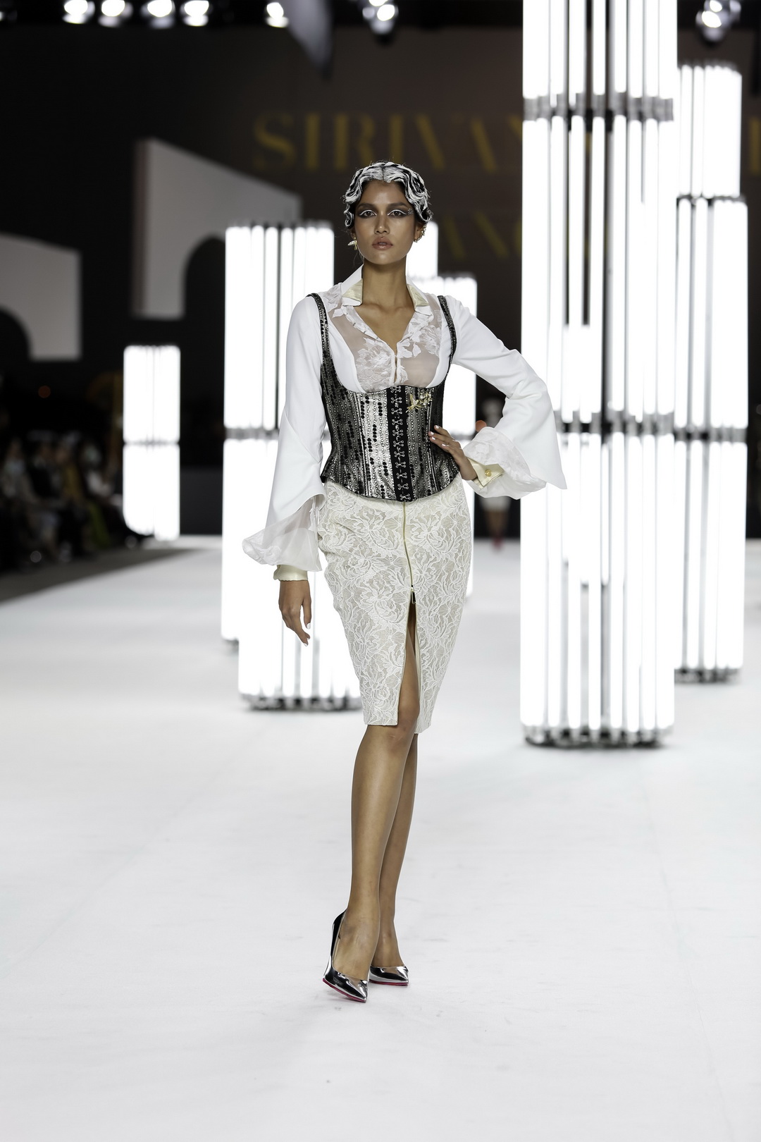 งานแสดงแฟชั่นโชว์ SPRING/SUMMER 2020 แบรนด์ SIRIVANNAVARI และ S’HOMME ในสมเด็จพระเจ้าลูกเธอ เจ้าฟ้าสิริวัณณวรี นารีรัตนราชกัญญา