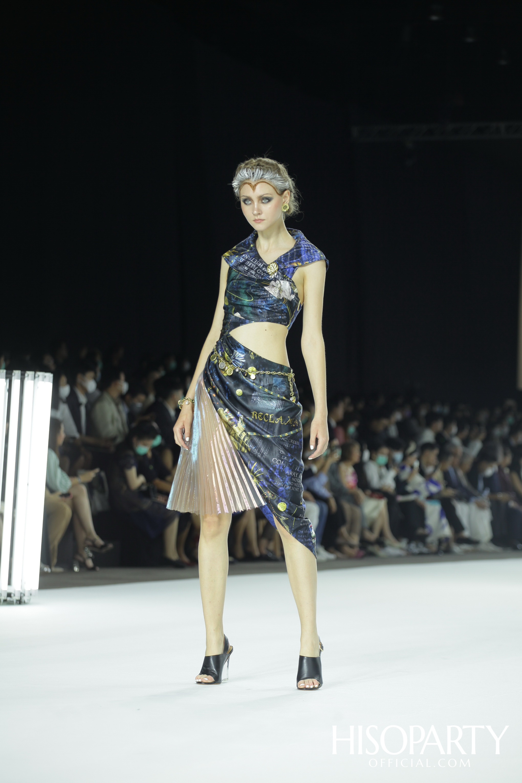 งานแสดงแฟชั่นโชว์ SPRING/SUMMER 2020 แบรนด์ SIRIVANNAVARI และ S’HOMME ในสมเด็จพระเจ้าลูกเธอ เจ้าฟ้าสิริวัณณวรี นารีรัตนราชกัญญา