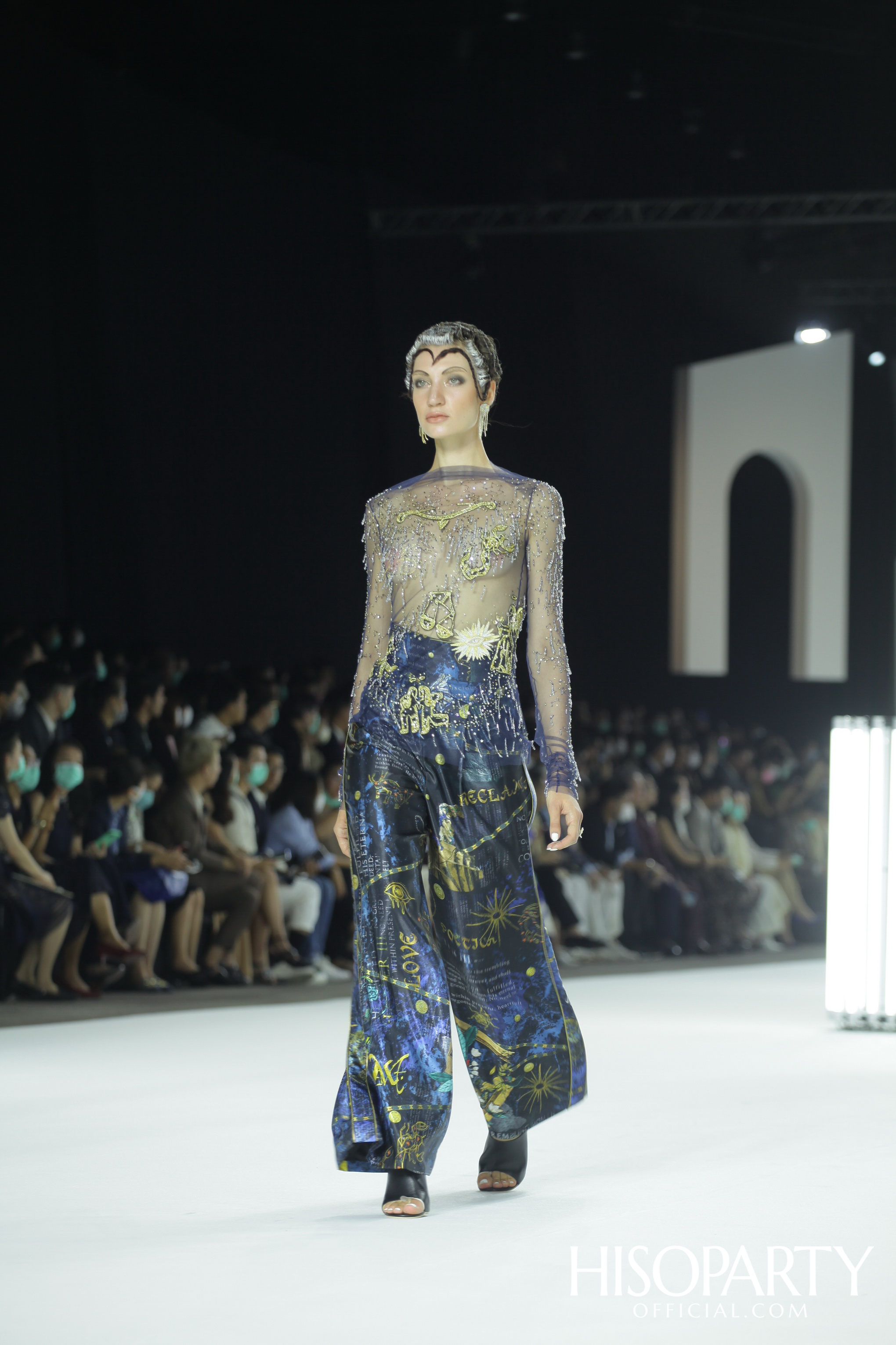 งานแสดงแฟชั่นโชว์ SPRING/SUMMER 2020 แบรนด์ SIRIVANNAVARI และ S’HOMME ในสมเด็จพระเจ้าลูกเธอ เจ้าฟ้าสิริวัณณวรี นารีรัตนราชกัญญา