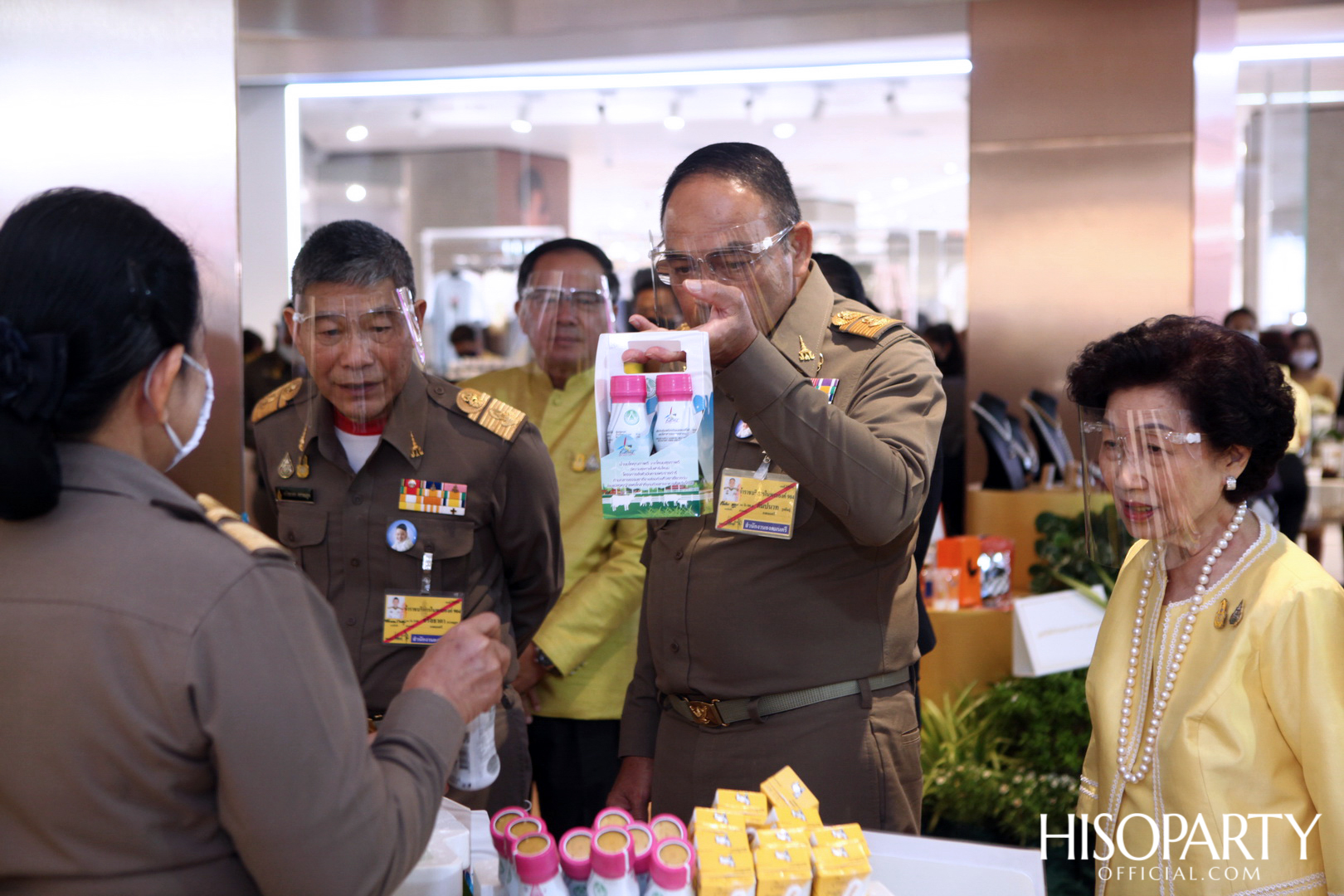 แถลงข่าวการจัดงาน ‘โครงการหลวง 51’ ภายใต้แนวความคิด ‘ดุจแสงทองจากฟ้า สู่ปวงประชาราษฎร์ร่มเย็น’