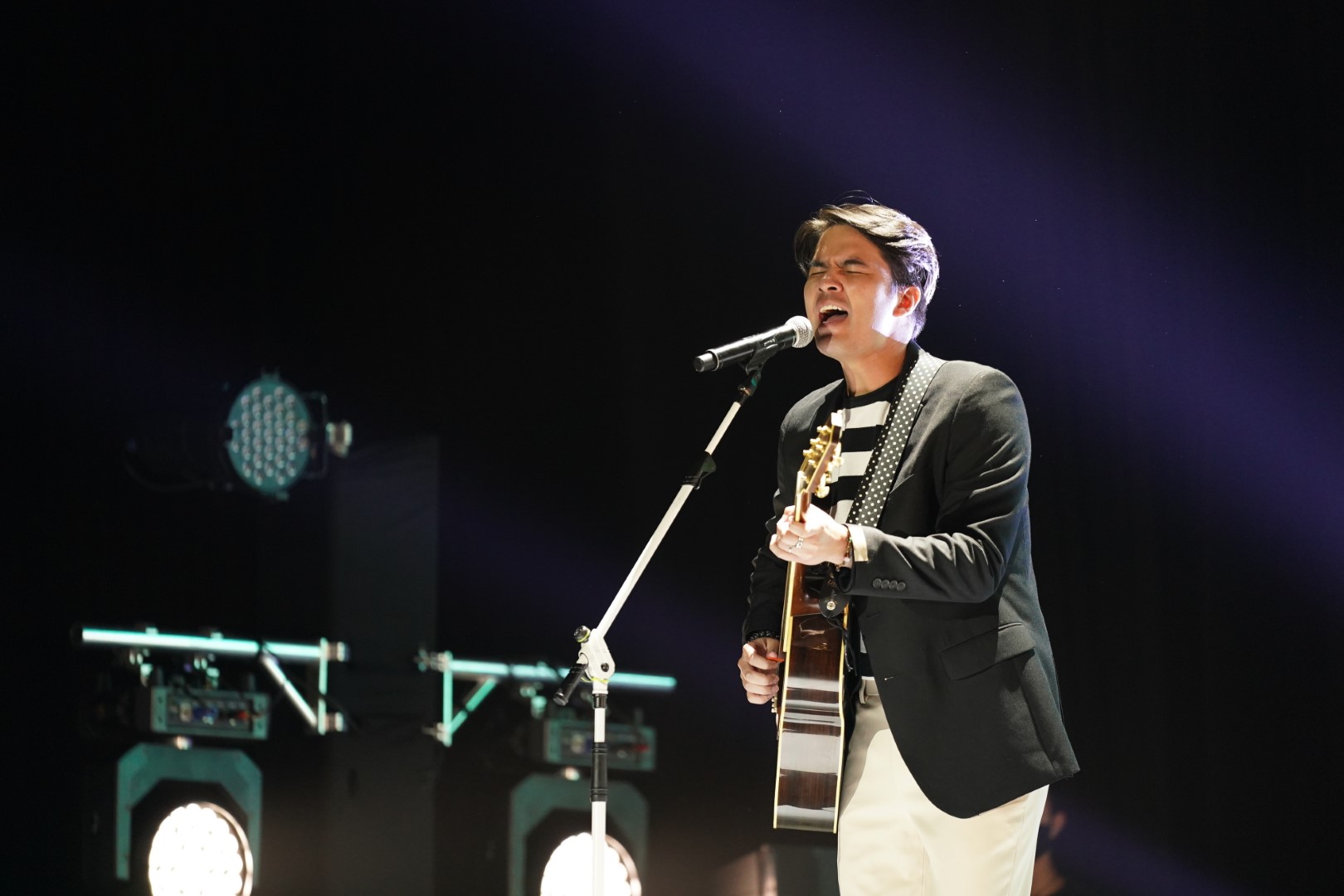 งานเปิดตัว OPPO RENO2 'CLEARLY THE BEST YOU’ ที่มาพร้อมความสนุกสร้างสรรค์ให้ทุกการถ่ายรูปสวยชัดในสไตล์ที่เป็นคุณ