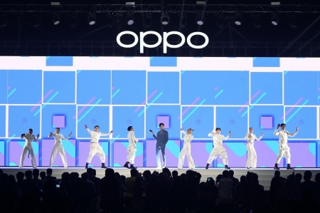 งานเปิดตัว OPPO RENO2 'CLEARLY THE BEST YOU’ ที่มาพร้อมความสนุกสร้างสรรค์ให้ทุกการถ่ายรูปสวยชัดในสไตล์ที่เป็นคุณ