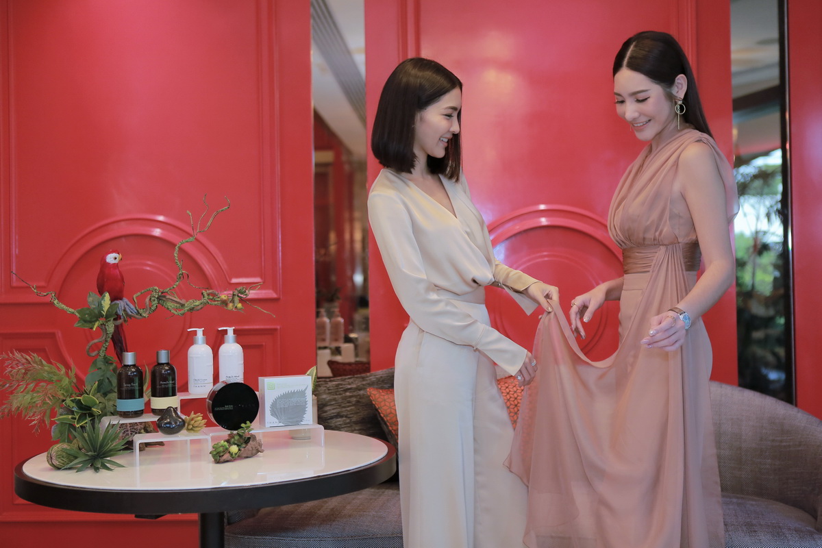 THANN x CANITT เผยเทคนิคเลือกเสื้อผ้าเสริมบุคลิก พร้อมอวดผิวสวยสุขภาพดีกับ THANN