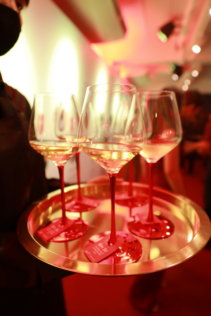 PENFOLDS EXTRAORDINARY MOMENT