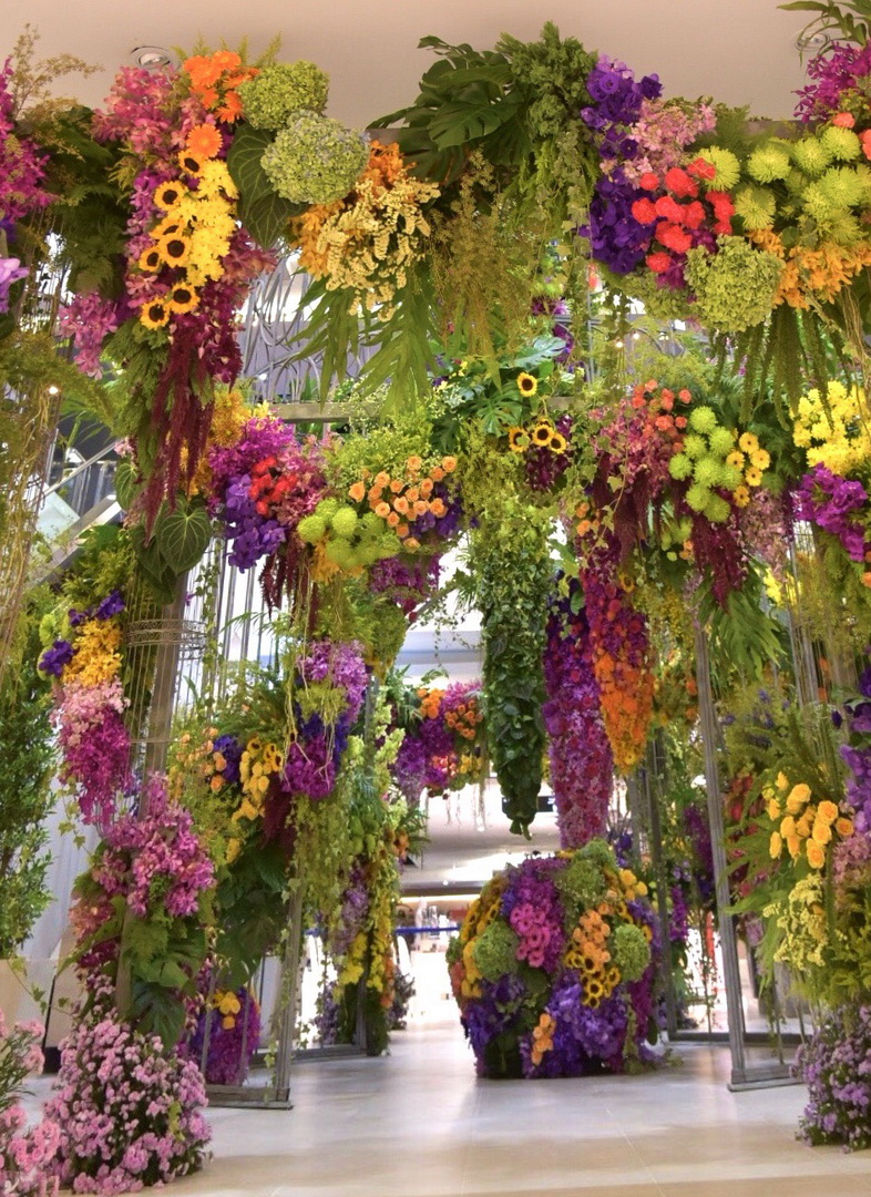 พระเจ้าวรวงศ์เธอ พระองค์เจ้าโสมสวลีฯ โปรดให้ผู้แทนพระองค์ ไปในการเปิด ‘ห้างเซ็นทรัล อุดรธานี’