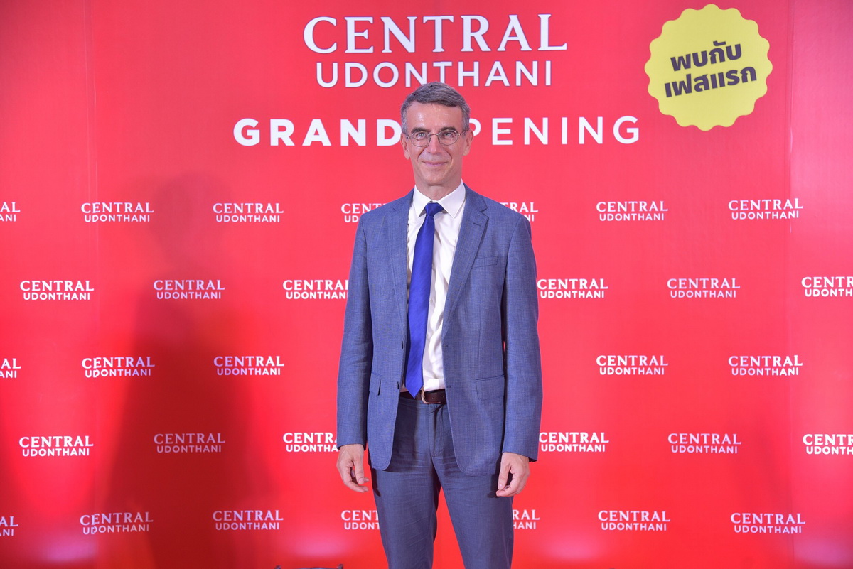 พระเจ้าวรวงศ์เธอ พระองค์เจ้าโสมสวลีฯ โปรดให้ผู้แทนพระองค์ ไปในการเปิด ‘ห้างเซ็นทรัล อุดรธานี’