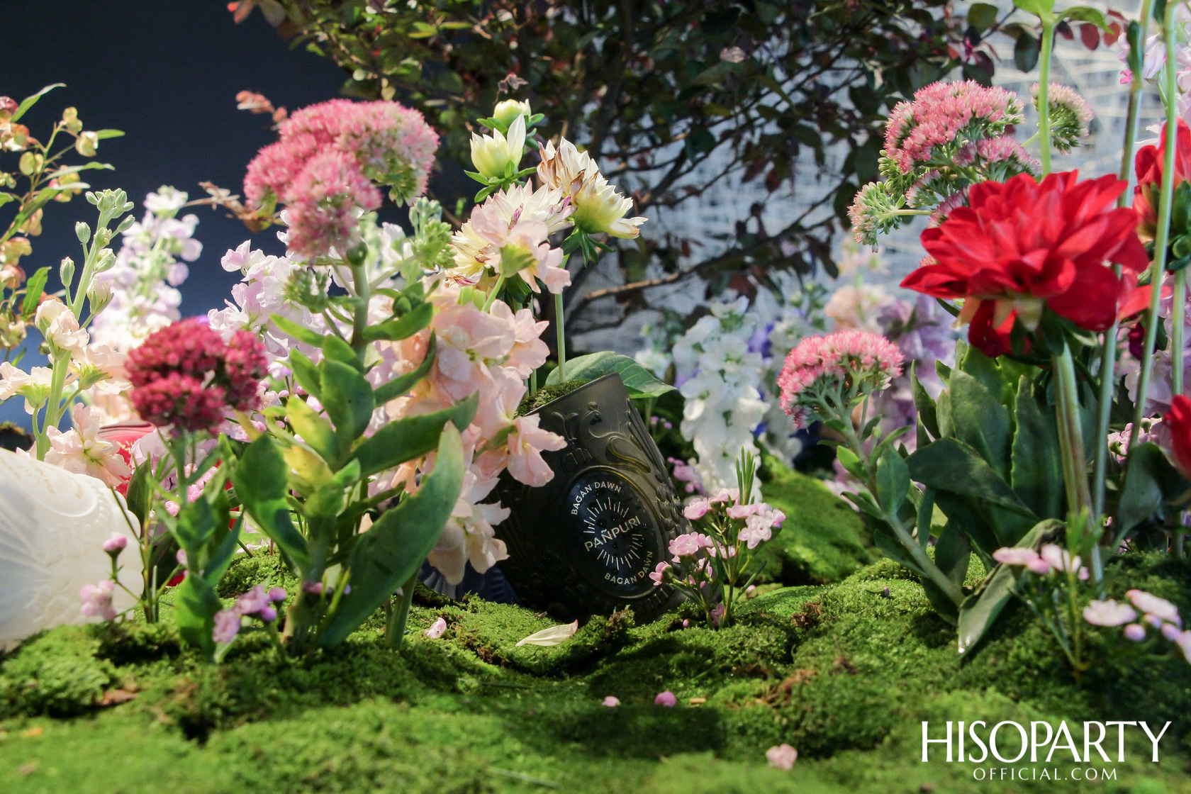 Asava ถ่ายทอดอารมณ์แห่งความสุขและความงาม ผ่านผลงานการออกแบบที่เต็มไปด้วยสีสัน เผยโฉมคอลเลกชั่นออทั่ม/ วินเทอร์ 2020